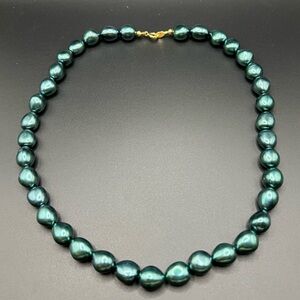 Vintage Trifari Teal Beaded Necklace
